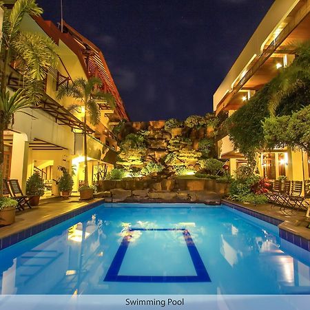 Duta Guest House Yogyakarta Esterno foto