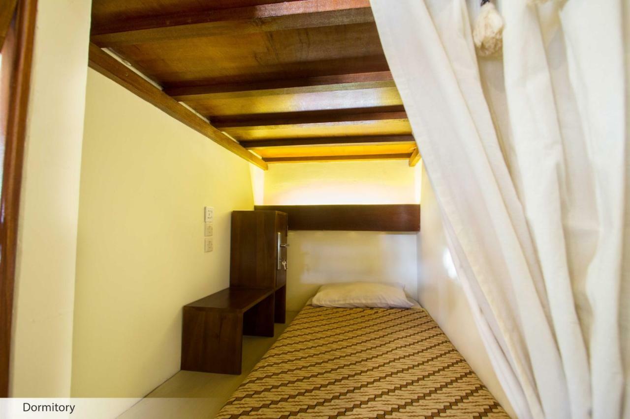 Duta Guest House Yogyakarta Esterno foto