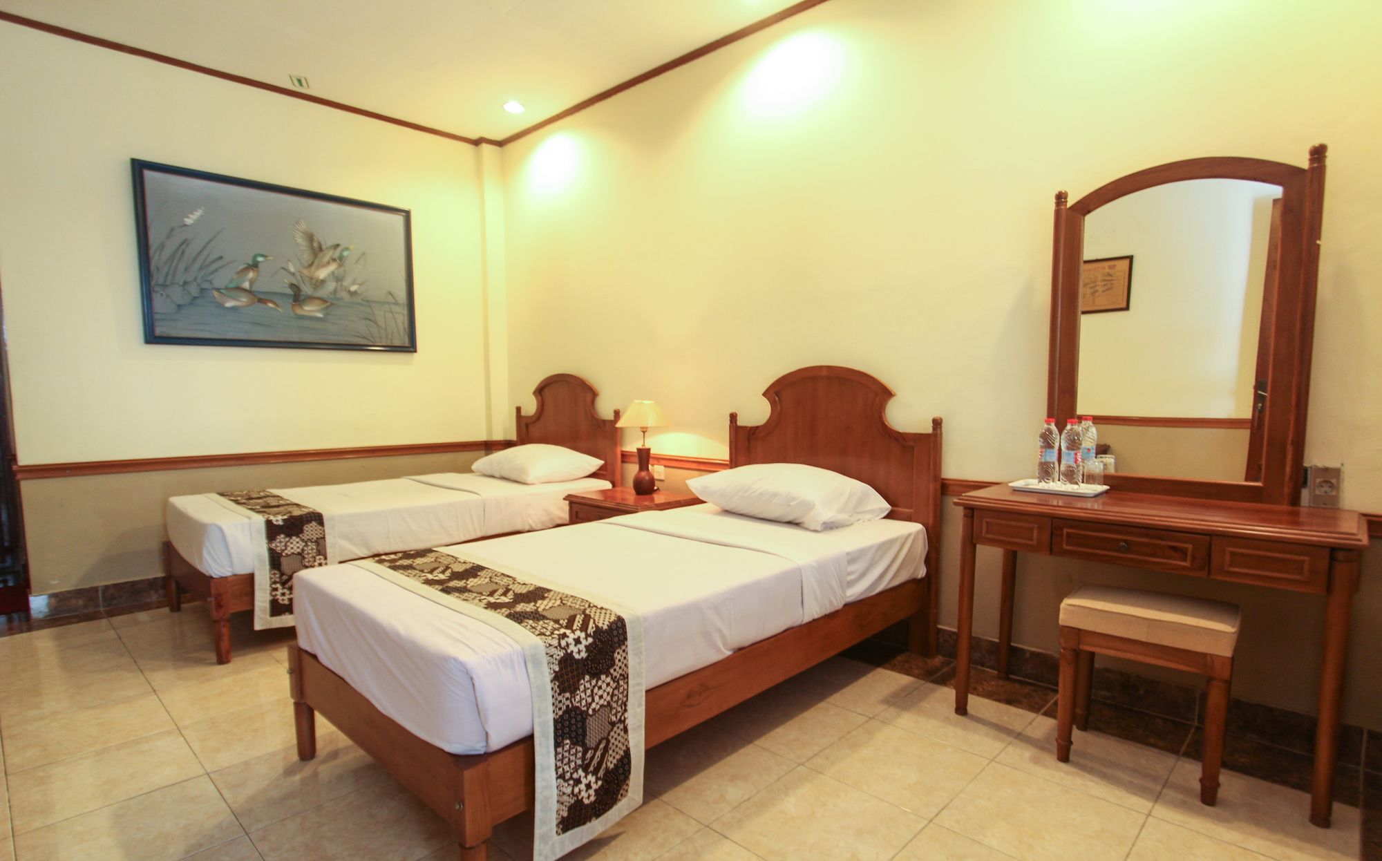 Duta Guest House Yogyakarta Esterno foto