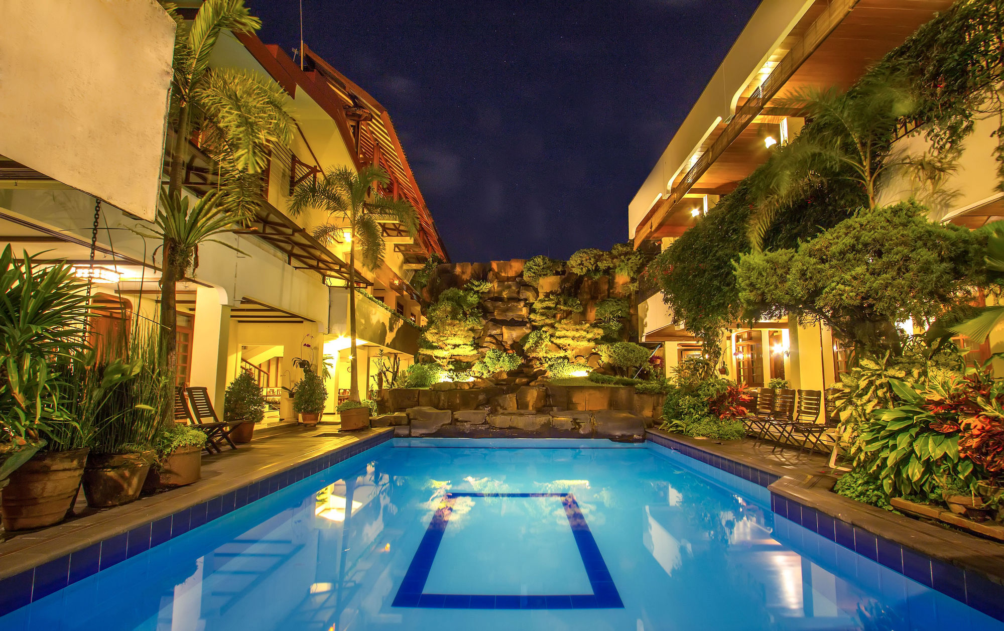Duta Guest House Yogyakarta Esterno foto